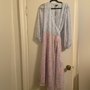 Adorable Anne Taylor Floral Wrapped Dress